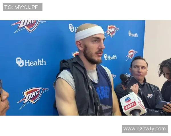 亚历克斯卡鲁索如何在NBA赛场上展现出色的防守与领导力